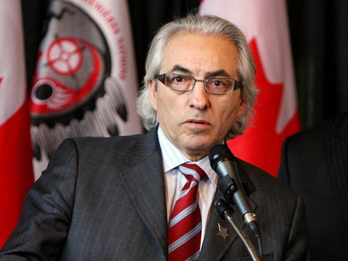 Phil Fontaine, former AFN chief, has also worked for the Royal Bank of Canada, then one of the biggest investors in Tar Sands.
