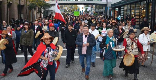 Vancouver solidarity rally with Mi'kmaq, Oct 18, 2013.