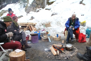 Sinixt and supporters at blockade fire, January 2014.
